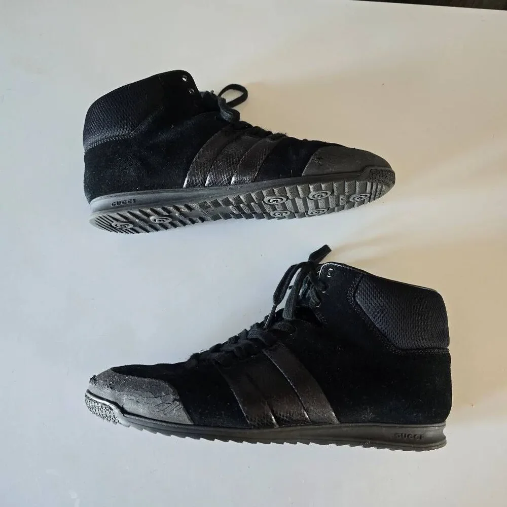 Gucci Black Suede Sneakers 39 8.5 FLAWED Designer Luxury Minimalist Luxe Casual